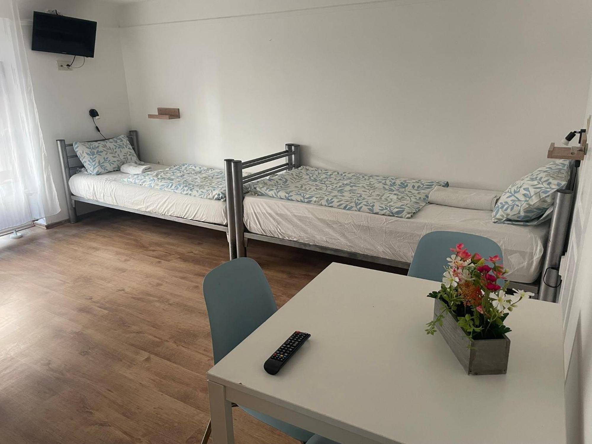 Center Hostel And Guest House Budapest Exterior photo