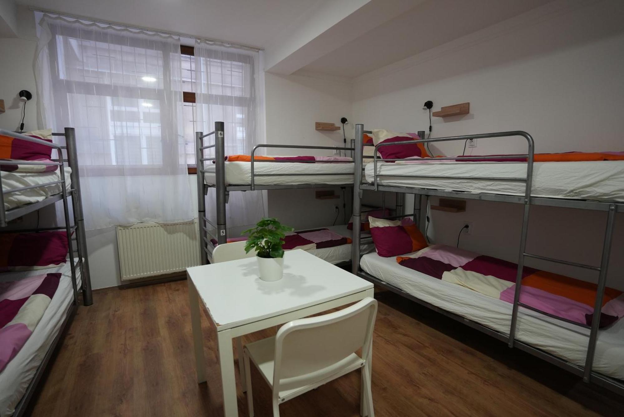 Center Hostel And Guest House Budapest Exterior photo